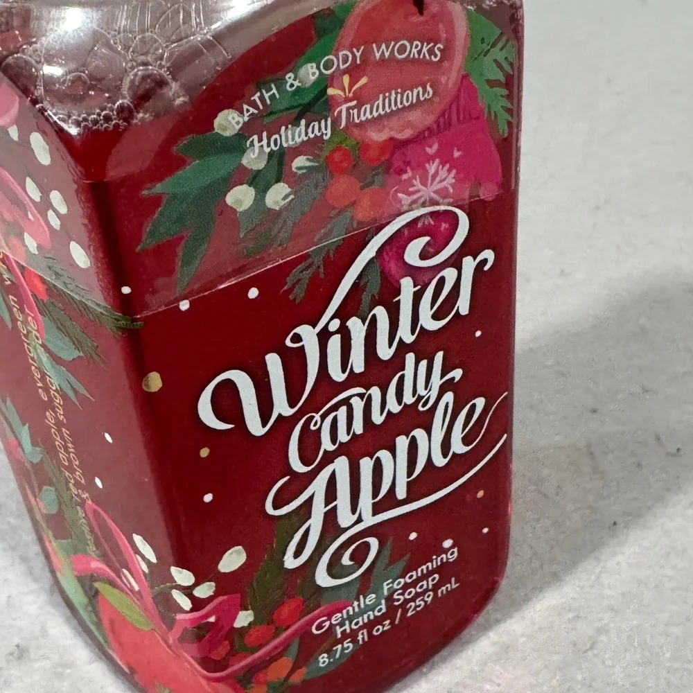 Bath & Body Works Hand Soap Winter Candy Apple Red Holiday Traditions 8.75oz